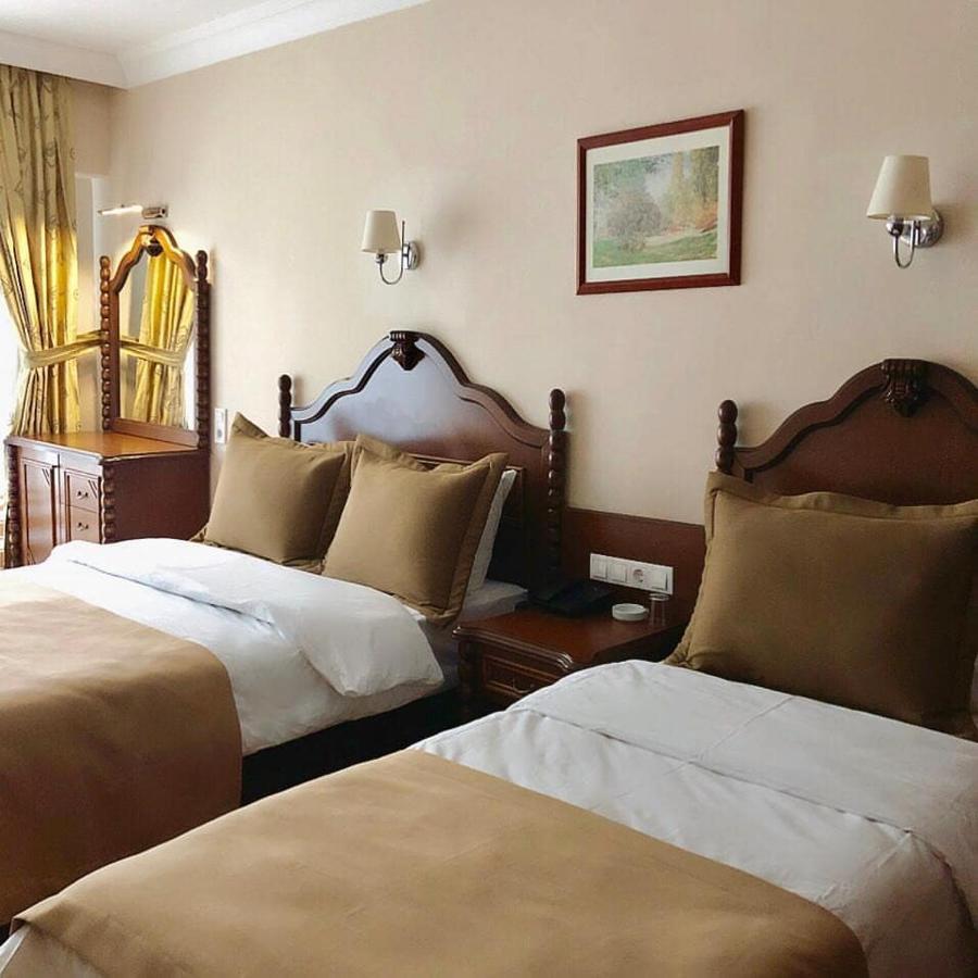 Hotel Bueyuek Levent اسطنبول المظهر الخارجي الصورة